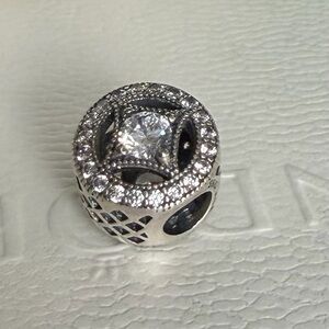 Pandora Alluring Glamour Geometric Brilliant Gemstone Charm